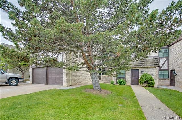 1st image of 7250 Eastmoor Dr APT 115