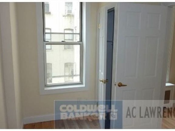 2nd image of 405 W 44th St