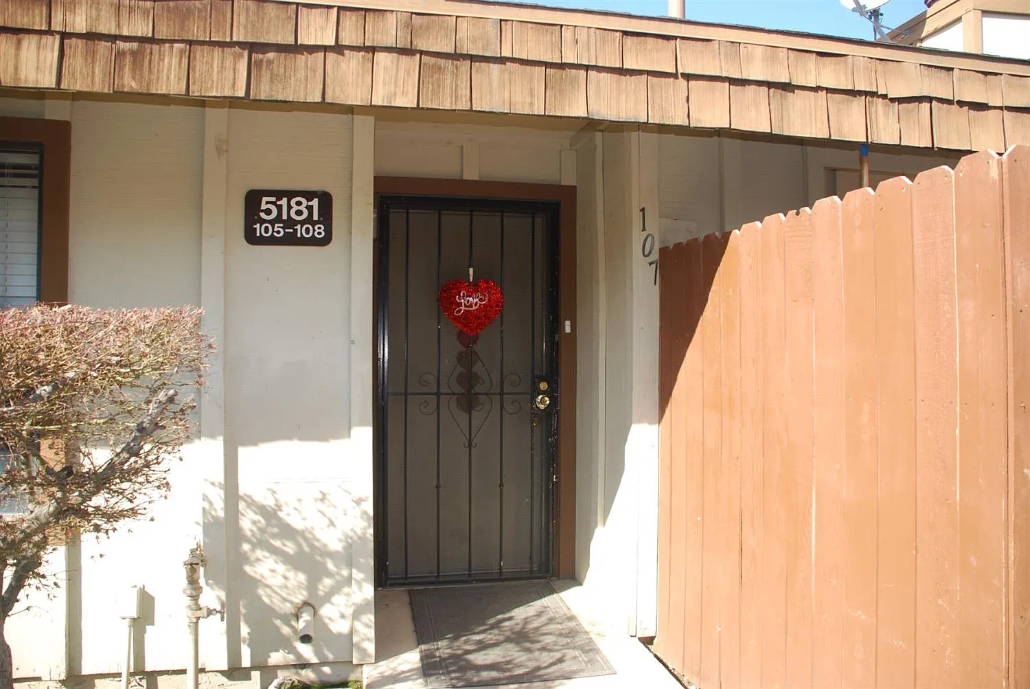 5181 E Olive Ave Unit 107 photo 1