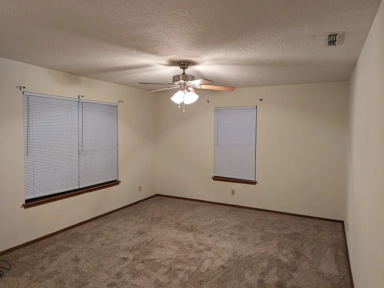 2863 Kasey Ave #B — Photo 2
