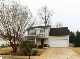 8 Hampton Ridge Dr, Greer, SC 29651