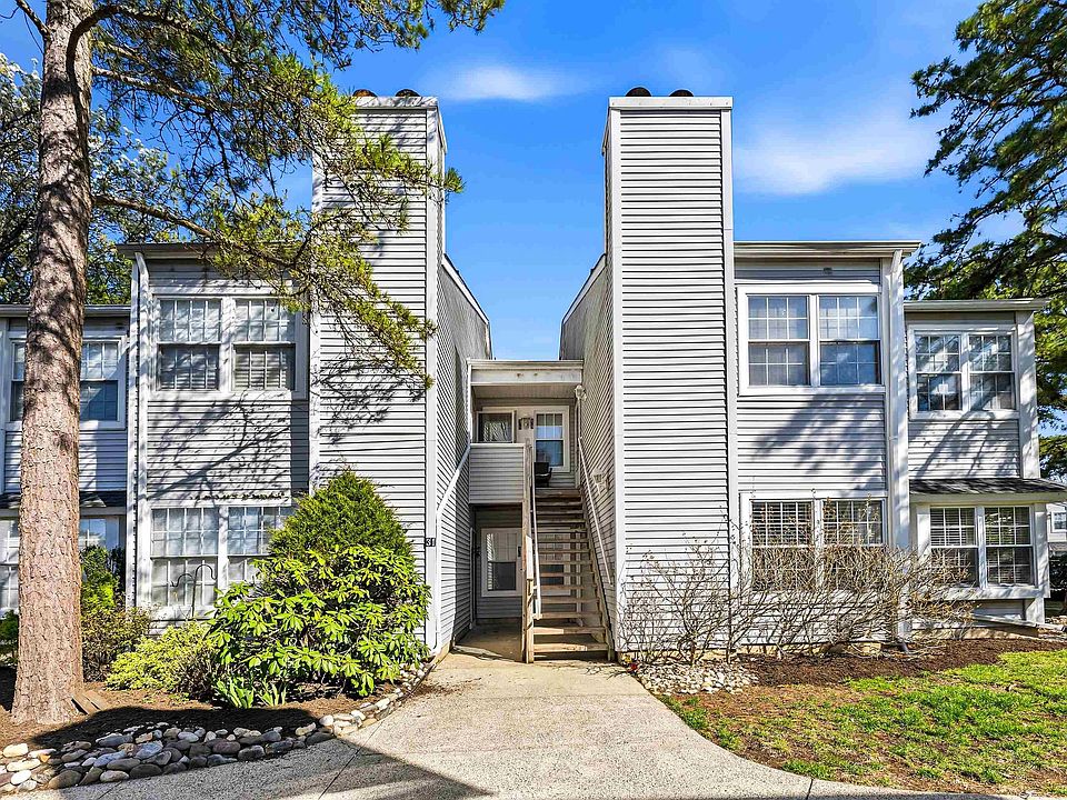 1st image of 42 Driftwood Ct #42