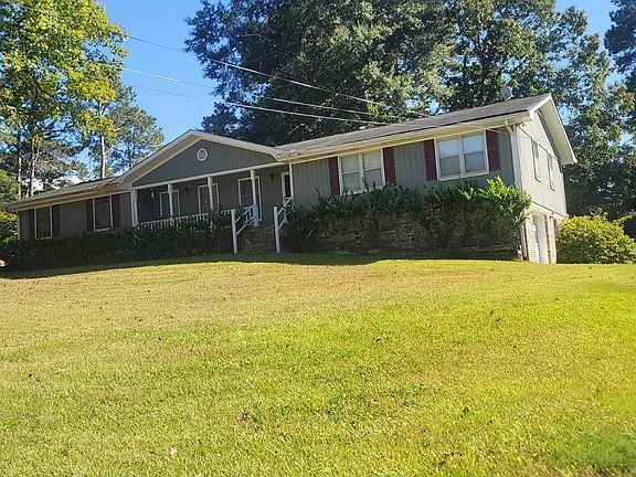 3rd image of 594 N Kingsley Dr