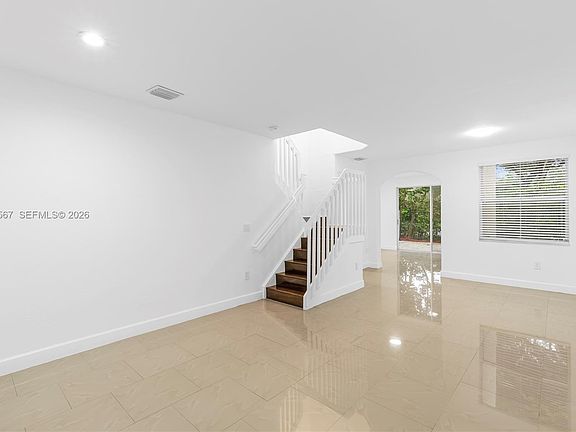 4th image of 3812 SW 171st Ter