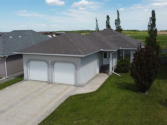2nd image of 2216 Newmarket Dr