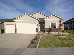 628 Cortona Way, Richland, WA 99352