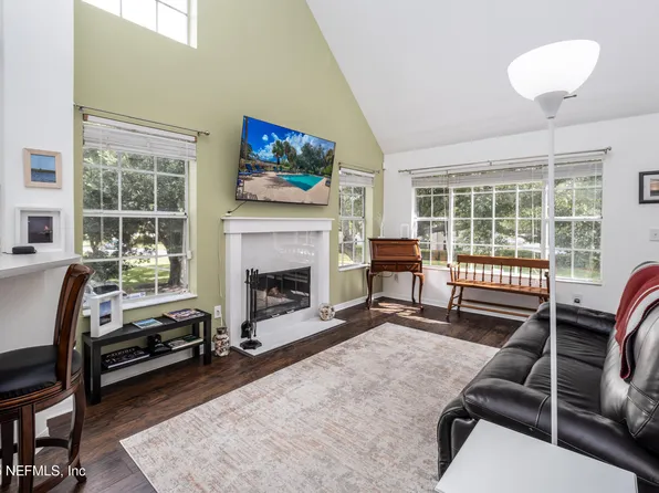 13700 RICHMOND PARK Drive N #205, Jacksonville, FL 32224