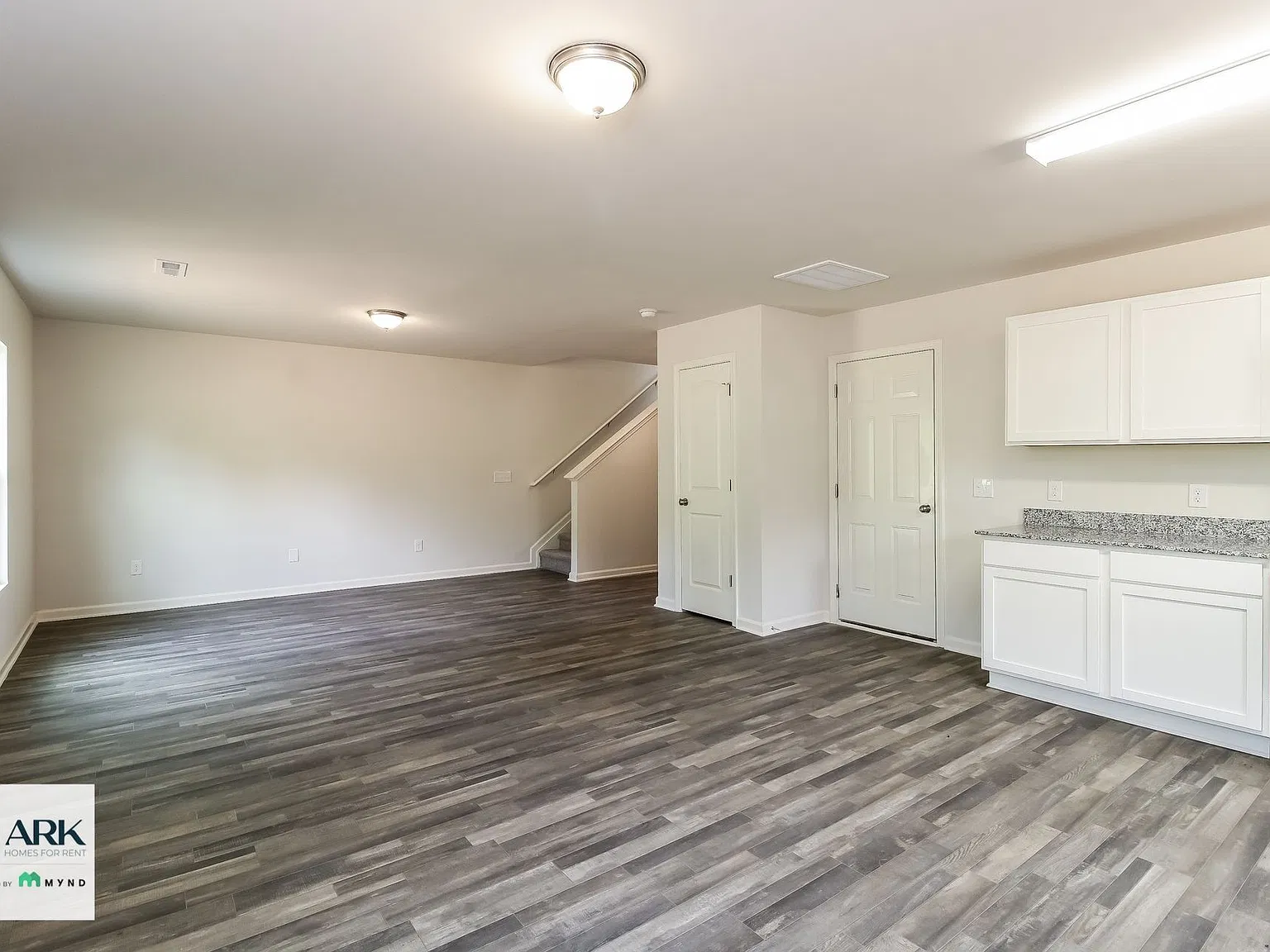 3 bed, 3.0 bath, 1607 sqft, $1,775 — Photo 4