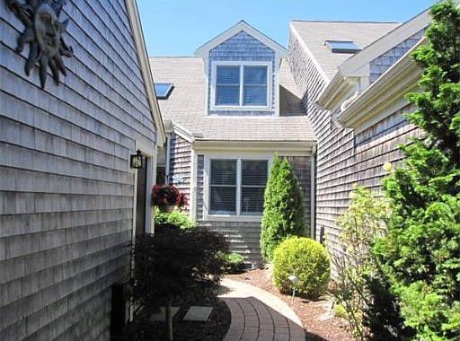 1st image of 16 Martin Cir