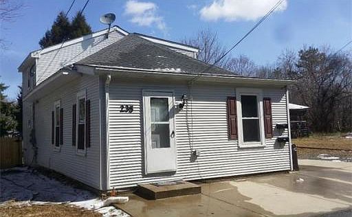 2nd image of 235 Miller Ave