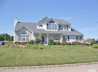 39 Sweetgum Ln, Miller Place, NY