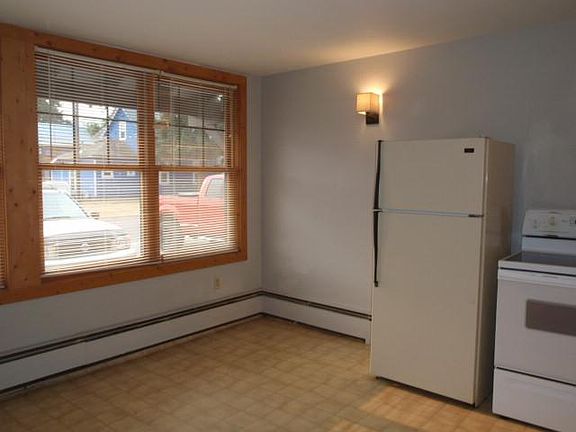 5th image of 1402 Sherwood St APT 7