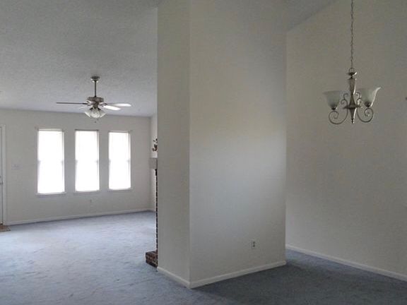 5th image of 904 Foxwood Ct