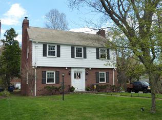 2704 Middlesex Dr, Toledo, OH 43606