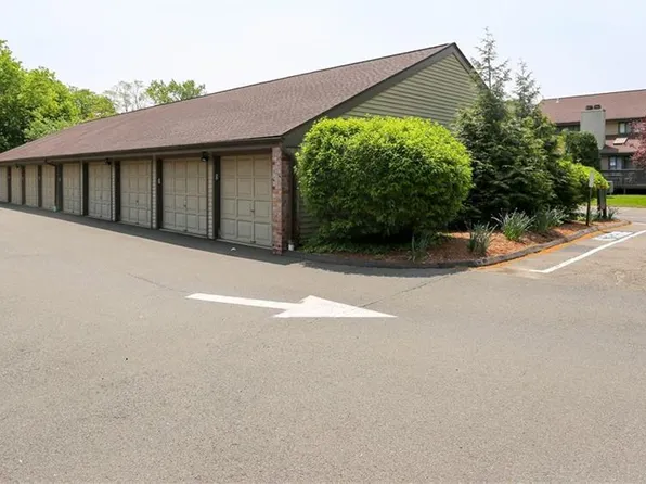 2289 Bedford Street #G4-43, Stamford, CT 06905
