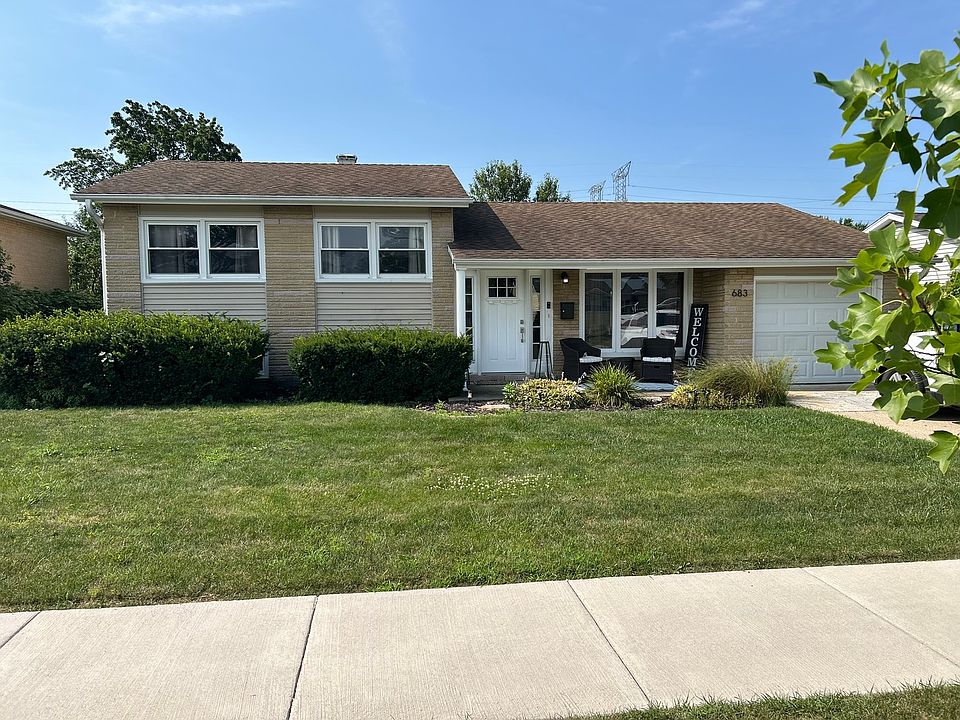 1st image of 683 Sandy Ln