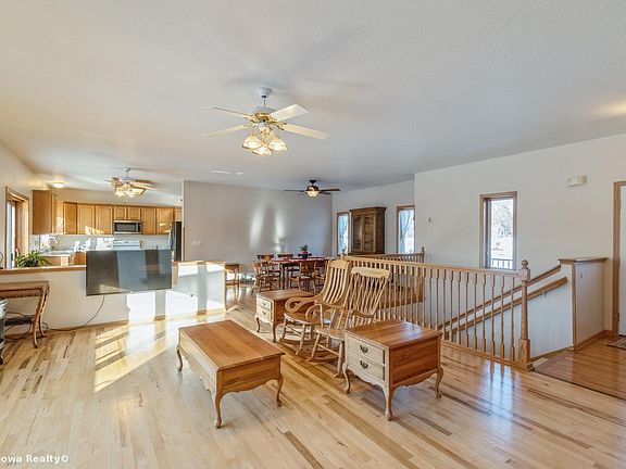 5th image of 3304 NW 82nd Pl