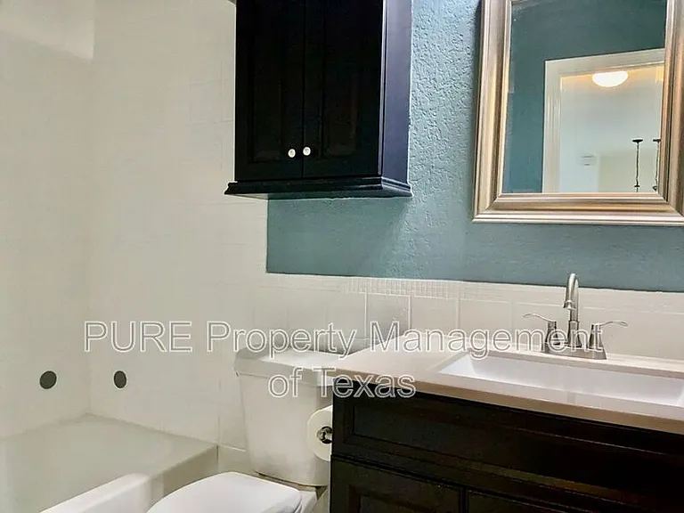 1405 Summercrest Blvd — Photo 20