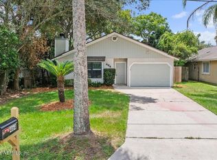 464 14th Ave S, Jacksonville Beach, FL 32250
