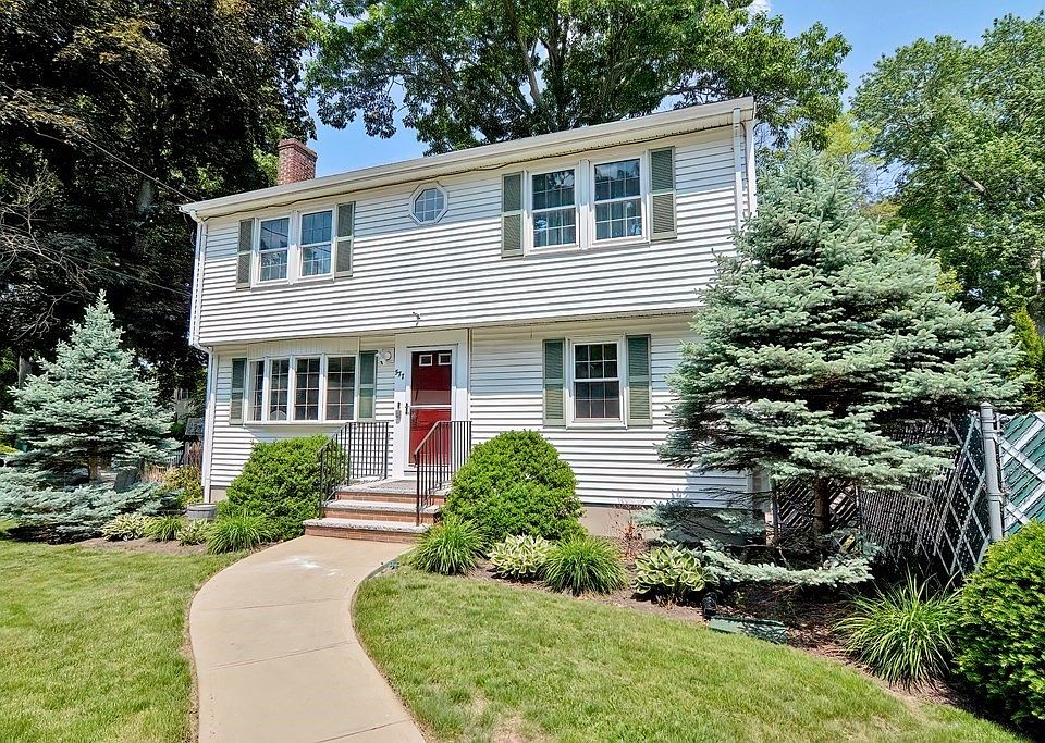 1st image of 577 Nahatan St