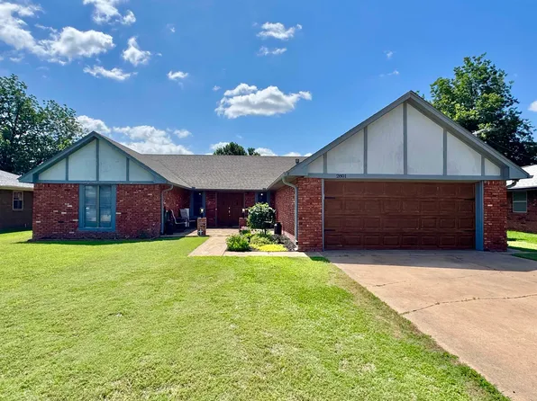 2801 Sunnybrook Ln, Enid, OK 73703