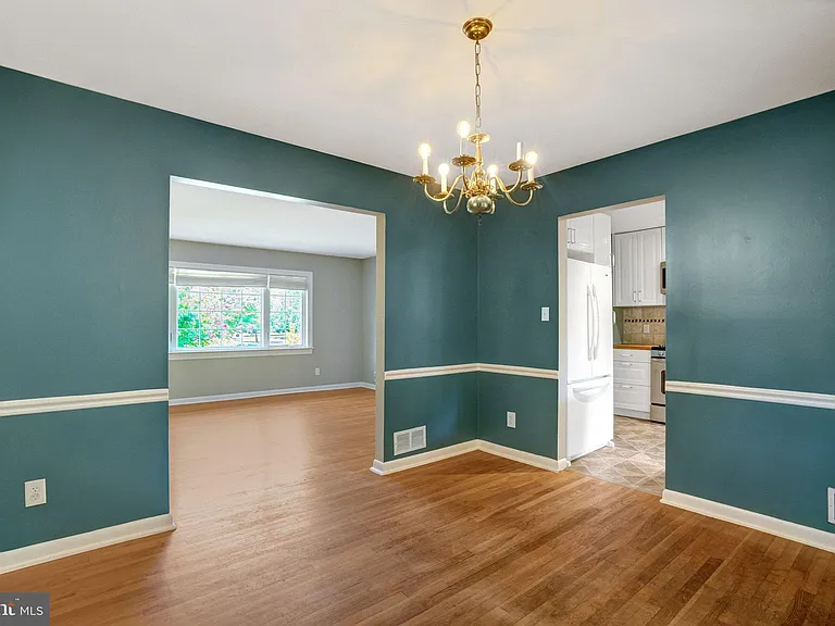 821 N Latham St — Photo 14