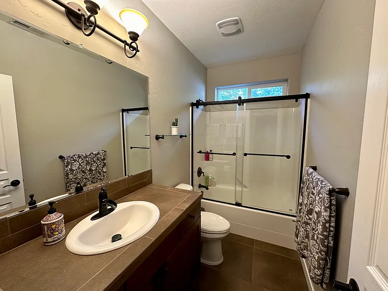 19698 Aspen Meadows Dr — Photo 17