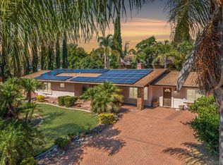 781 N Stage Coach Ln, Fallbrook, CA 92028