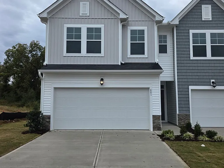 545 Giovanni Dr — Photo 1