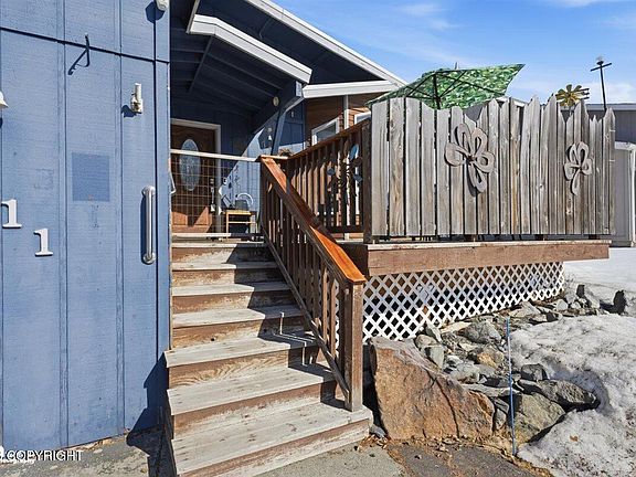 5th image of 311 Pettis Rd