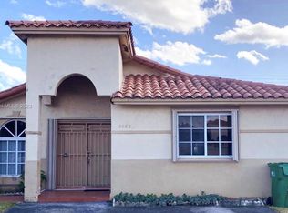 9082 NW 111th Ter, Hialeah Gardens, FL 33018