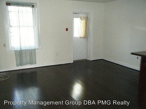 4th image of 1929 Wallace St APT 3A