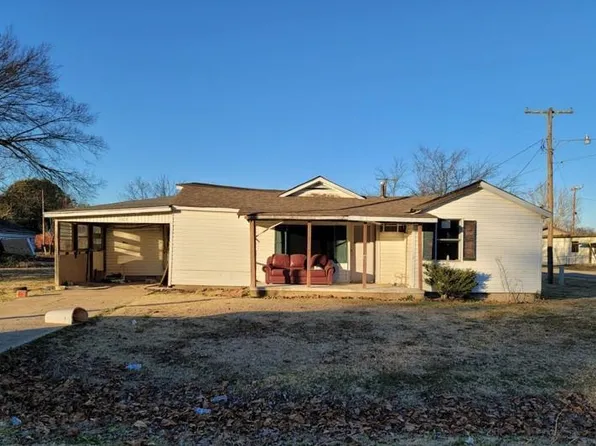 305 Broadway St, Arbyrd, MO 63821