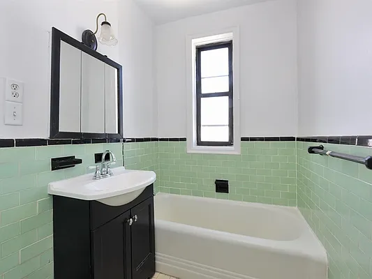 Sold by Keller Williams Realty Empire | media 24