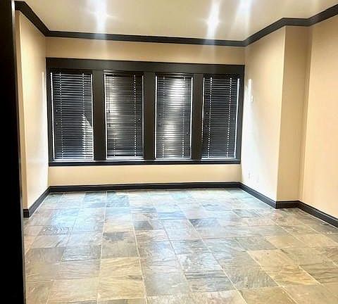 5th image of 2720 Rue De Jardin Ste 100