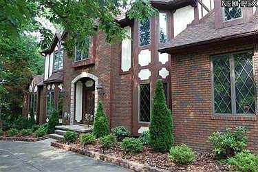 3rd image of 7069 Kate Dr