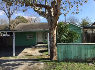 109 Light Company Rd, Pasadena, TX 77506