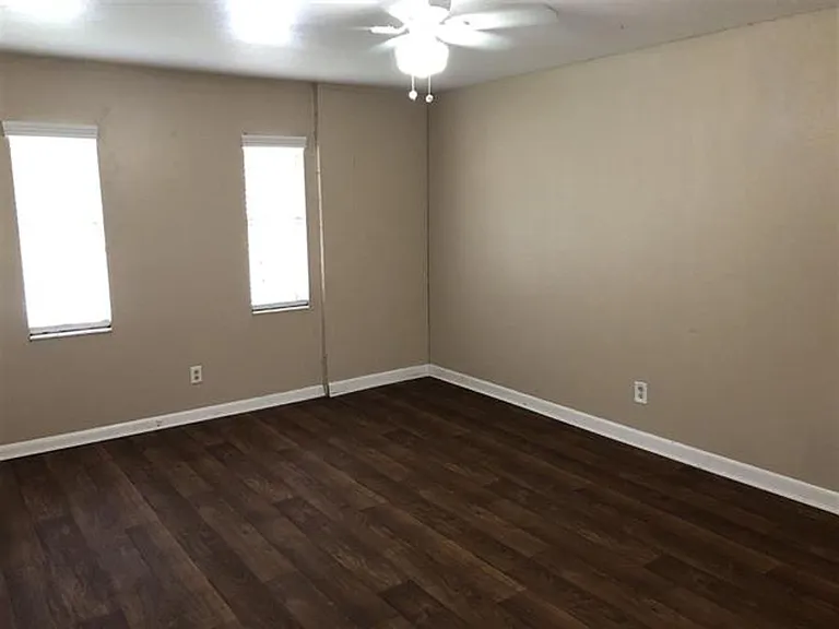 1943 Dawsey St #3 — Photo 7
