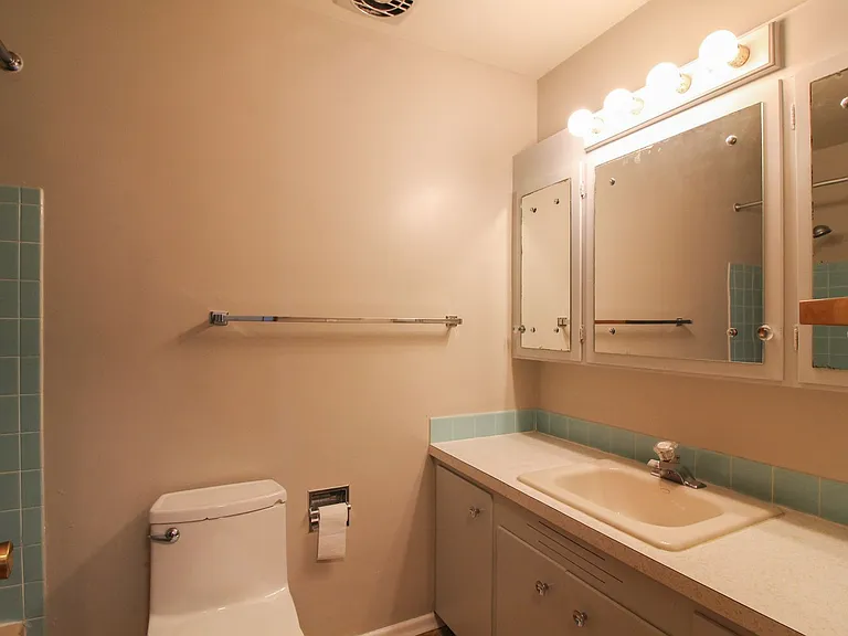 1500 Woodbury St — Photo 19