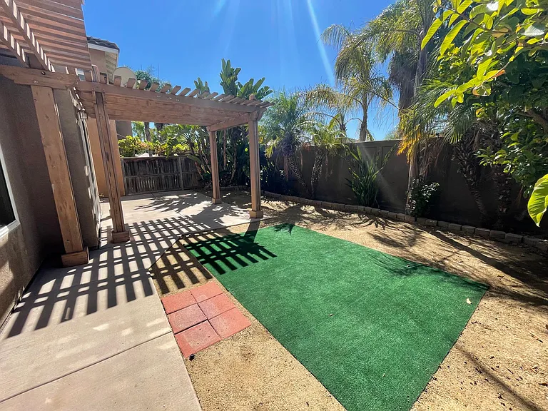 9963 Fieldthorn St — Photo 31