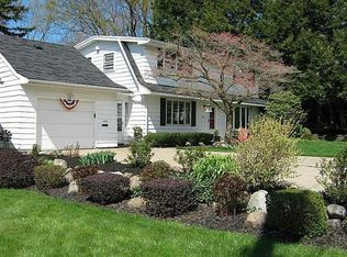 234 E Lakeview Blvd, Erie, PA 16504