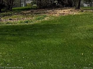 0 Tamson St, West Bloomfield, MI 48324
