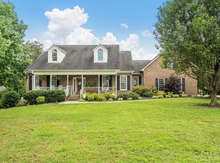 131 Jamestowne Cir, Clover, SC 29710