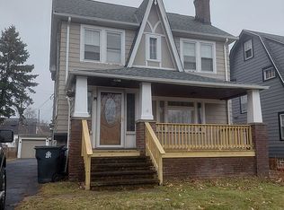 3394 Lownesdale Rd, Cleveland Heights, OH 44112
