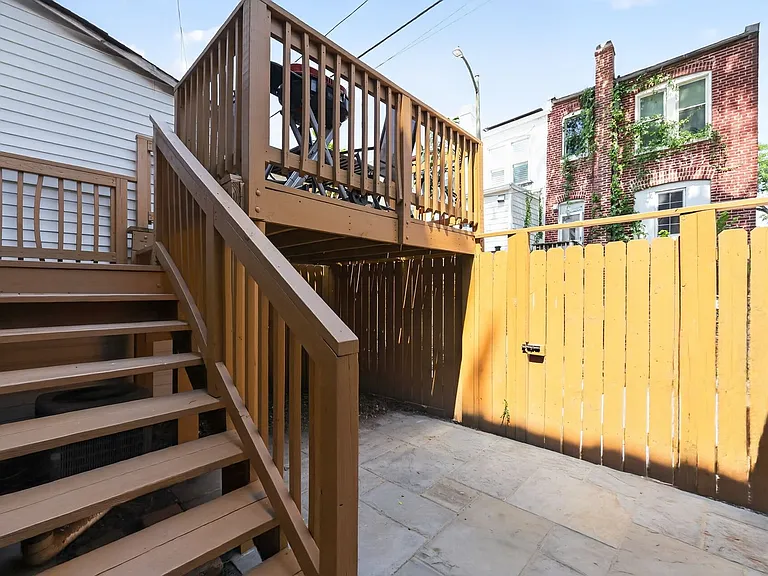 759 Harvard St NW — Photo 26