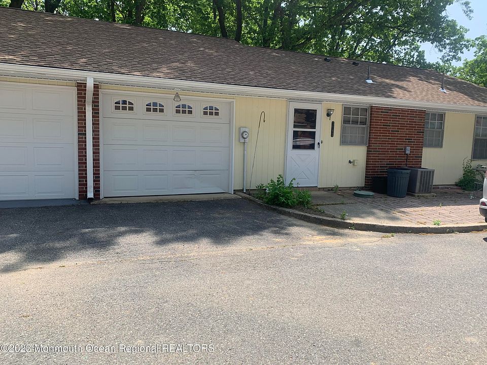 1st image of 274A Kingston Court