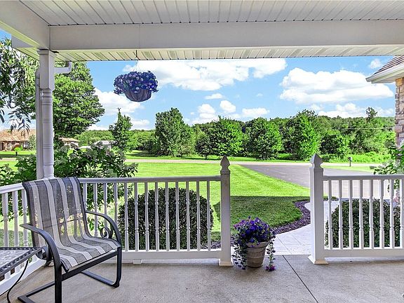 5th image of 141 Kerber Rd