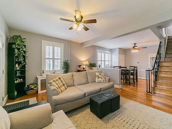3rd image of 200 E Marthart Ave