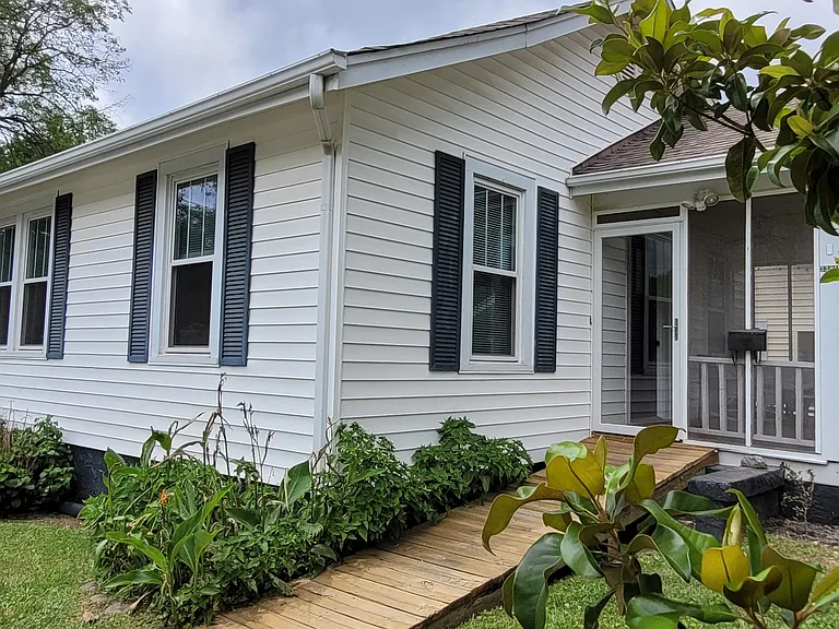 3301 Clearview St — Photo 1
