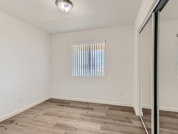 2nd image of 509 E Rialto Ave #37